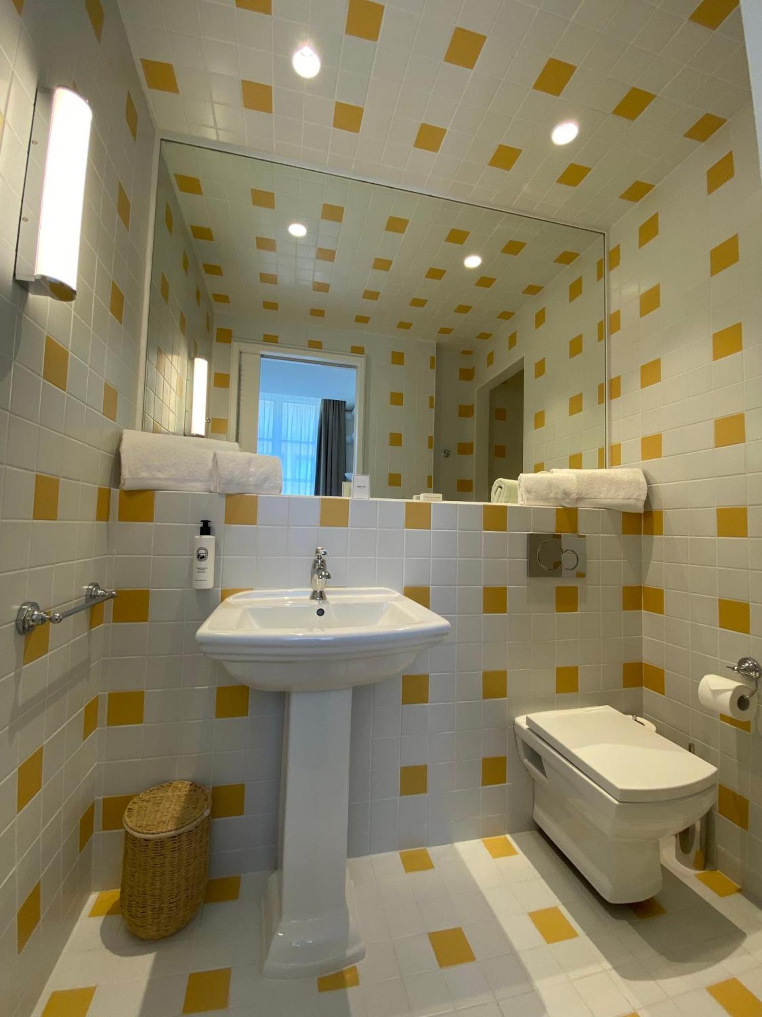 Lilou Hotel Hyères Kültér fotó